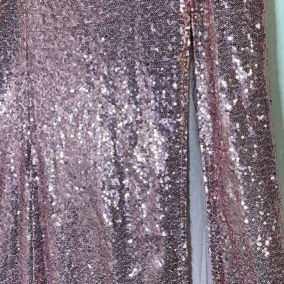 NWOT. Lulus Spotlights Shining Pink Sequin Maxi Skirt Size-XL. - Picture 8 of 13